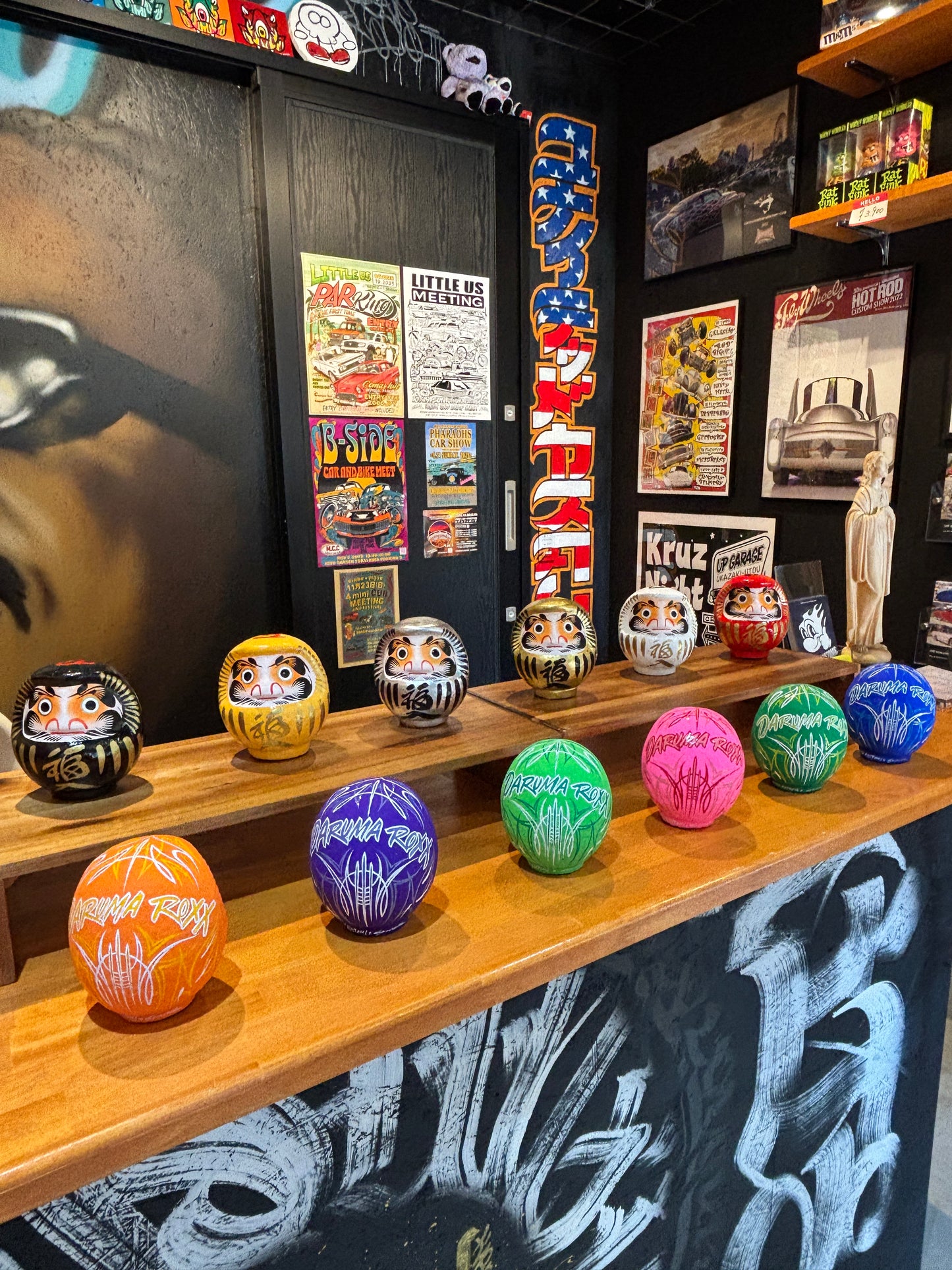 カスタム達磨「DARUMA ROXX」ピンク