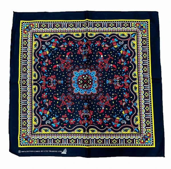 【コットンバンダナ】　チロリアン柄　定番フラッグハンカチ　ブラック