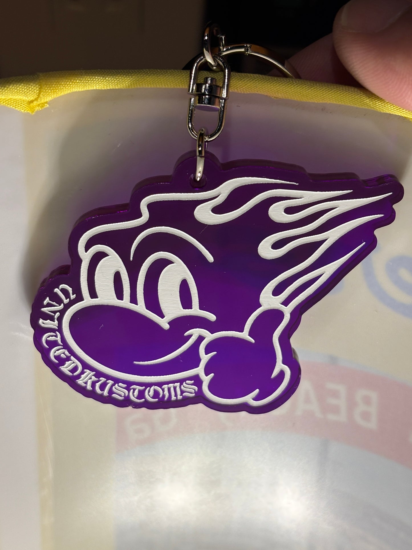 UNITED KUSTOMS 「MERAMERA  BOY」アクリルキーホルダー