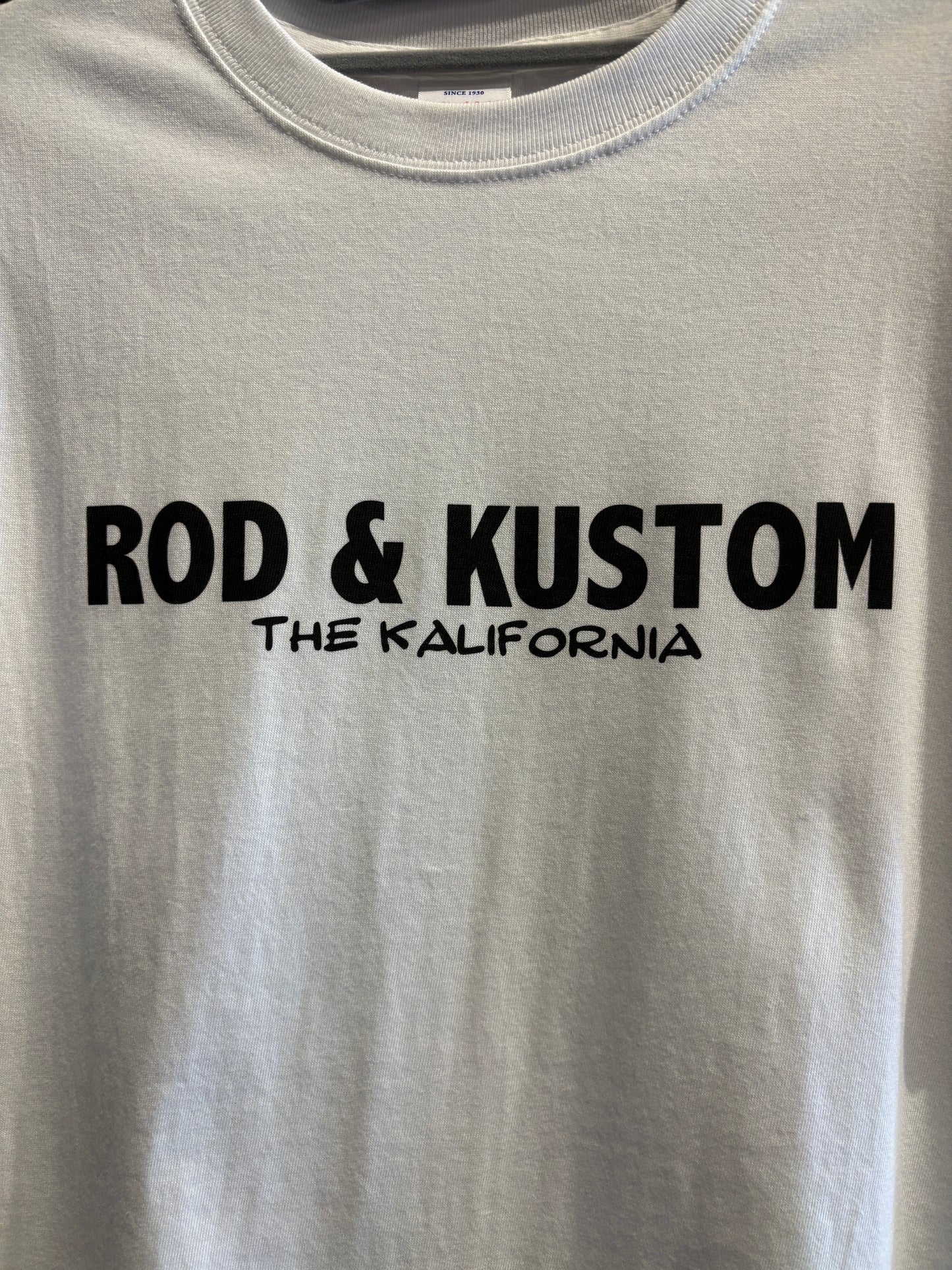 THE KALIFORNIA「KUSTOM KULTURE WORD TEE」THE NASH.氏監修「R＆K」ホワイト