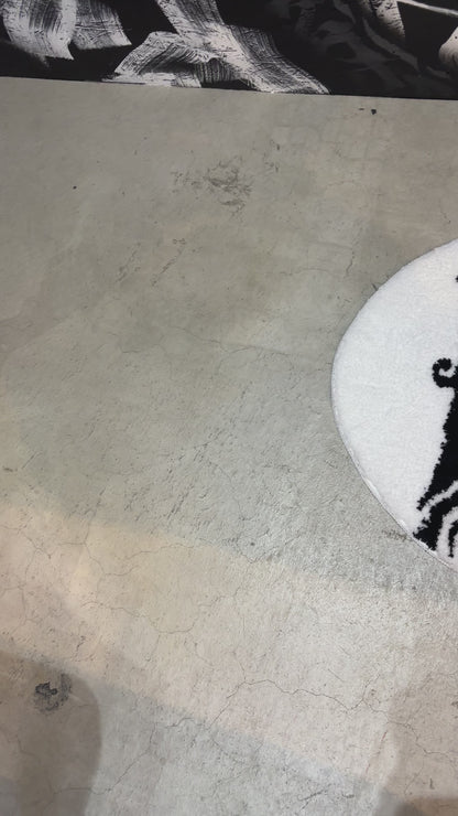UNITED KUSTOMS　「ORIGINAL LOGO RUG」ラグマット　フワモコ